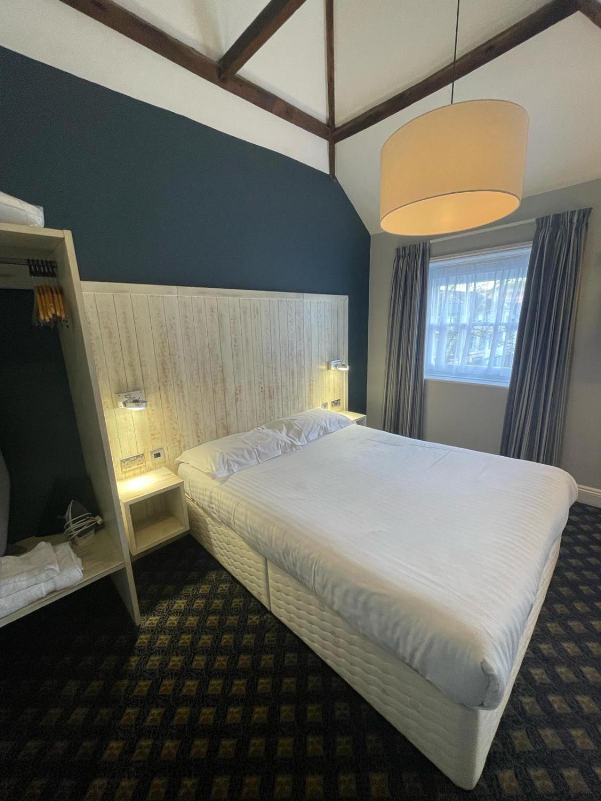 The King'S Head Hotel Wetherspoon ベックレス エクステリア 写真