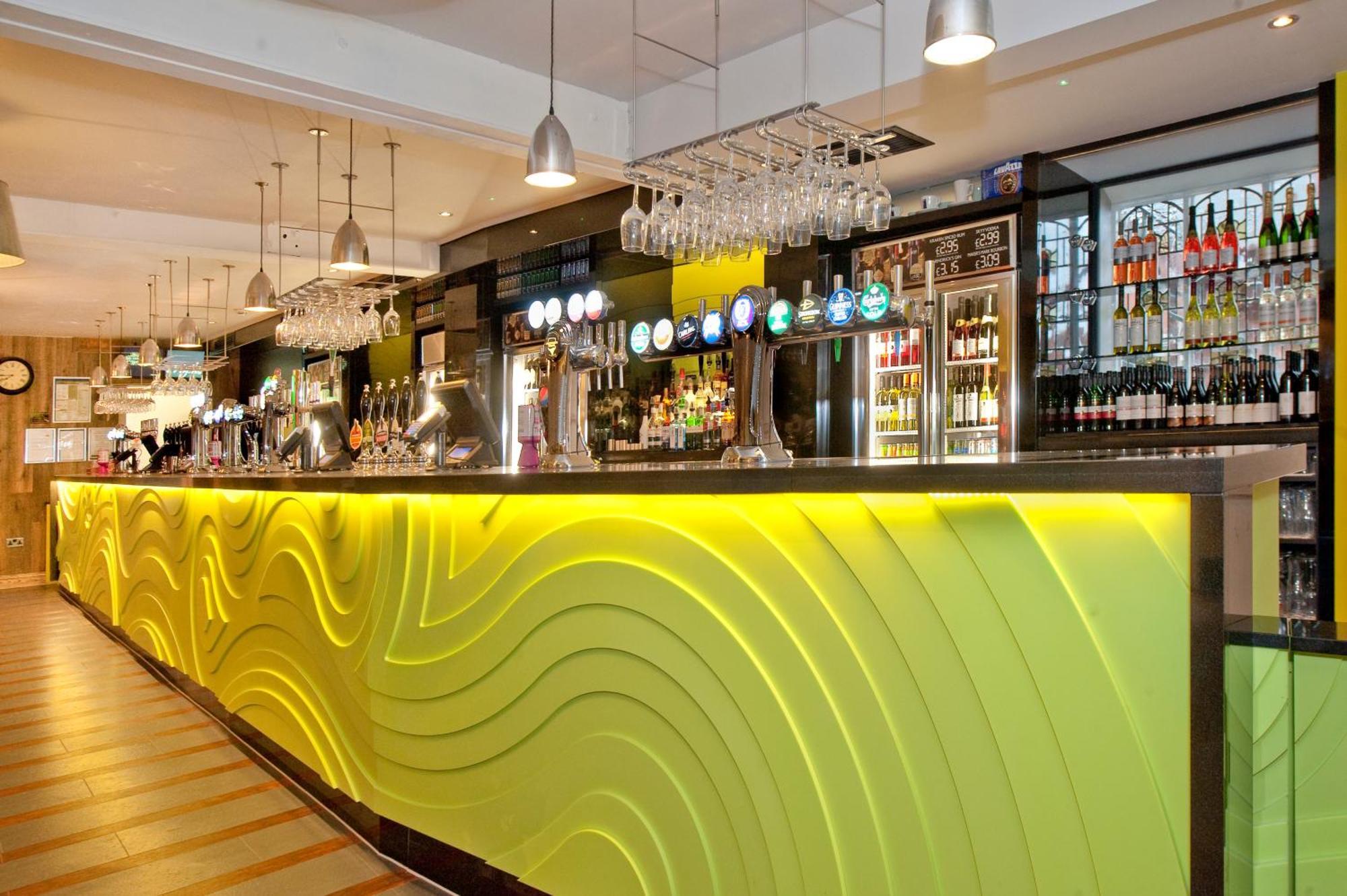 The King'S Head Hotel Wetherspoon ベックレス エクステリア 写真