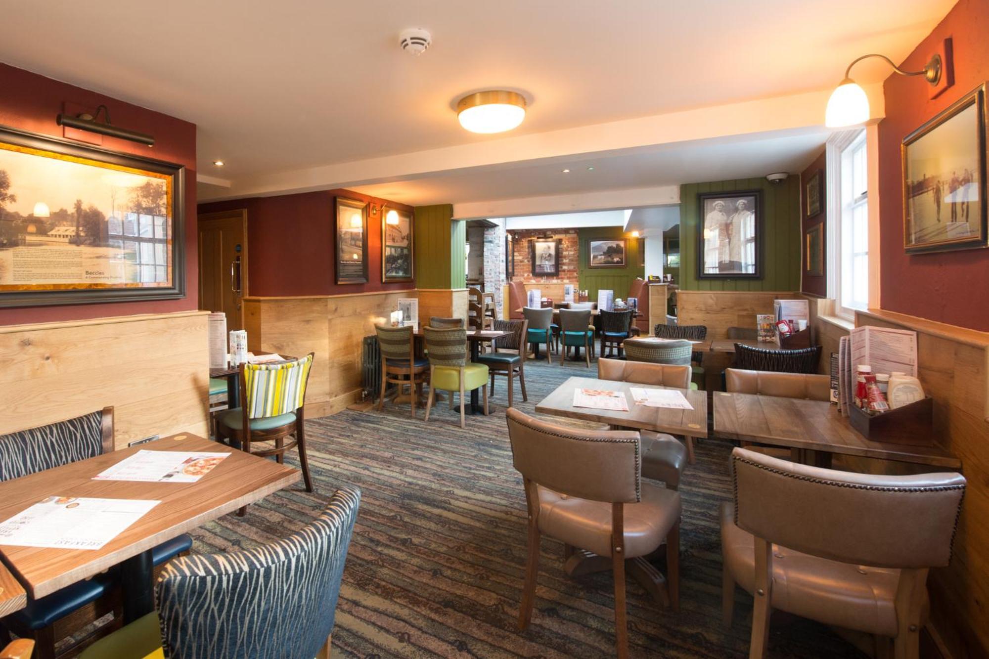 The King'S Head Hotel Wetherspoon ベックレス エクステリア 写真