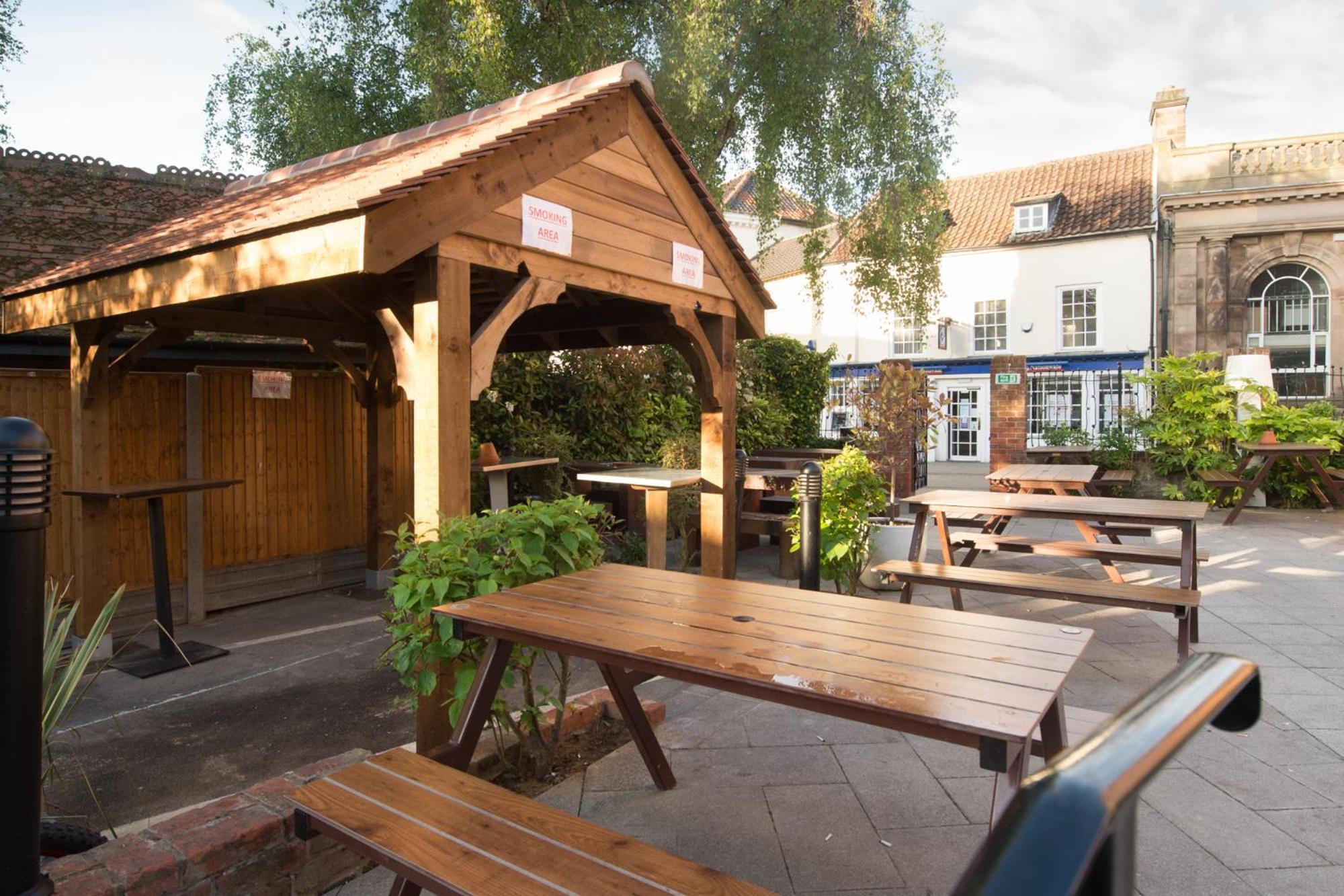 The King'S Head Hotel Wetherspoon ベックレス エクステリア 写真
